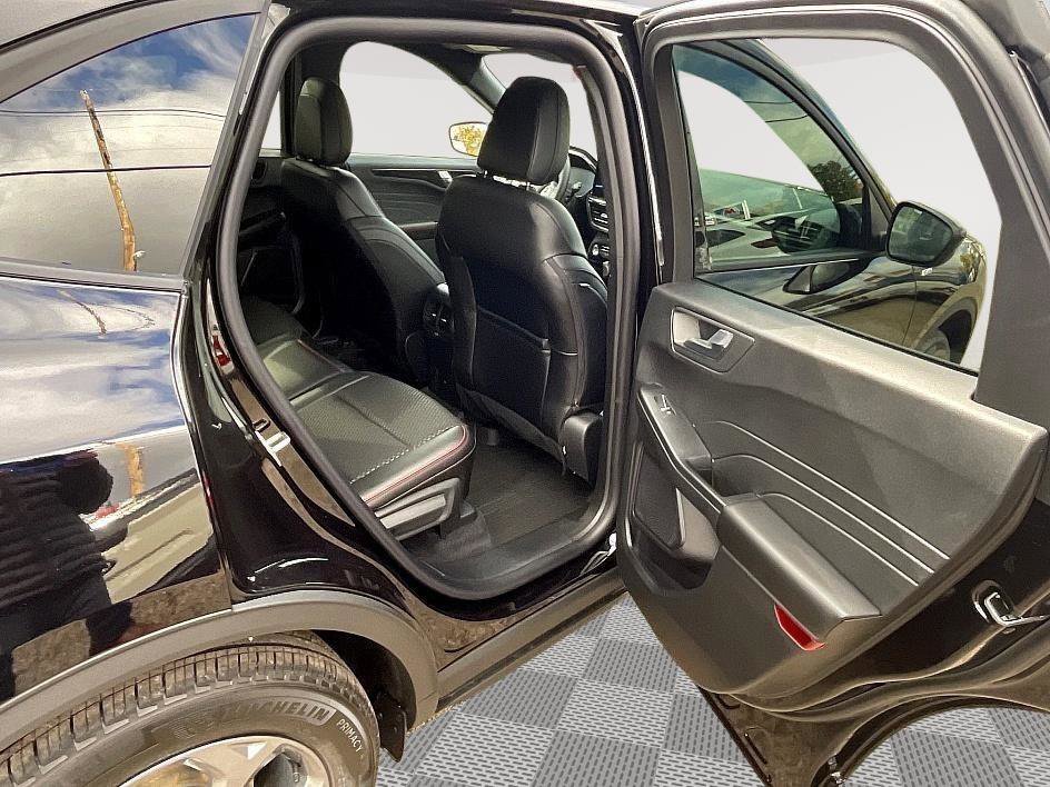 New 2026 Ford Escape ST-Line Select w/ Tech Pack #1 image 15