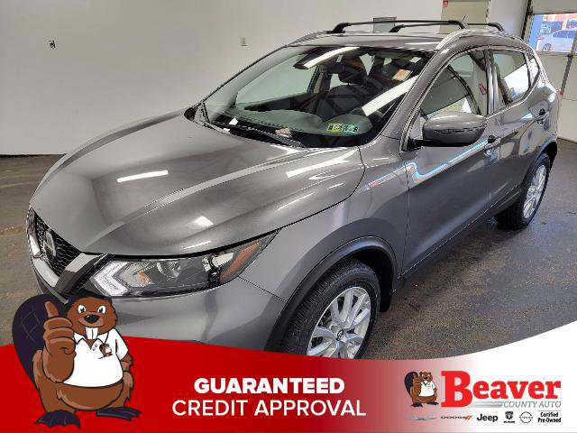 Certified 2020 Nissan Rogue Sport SV image 1