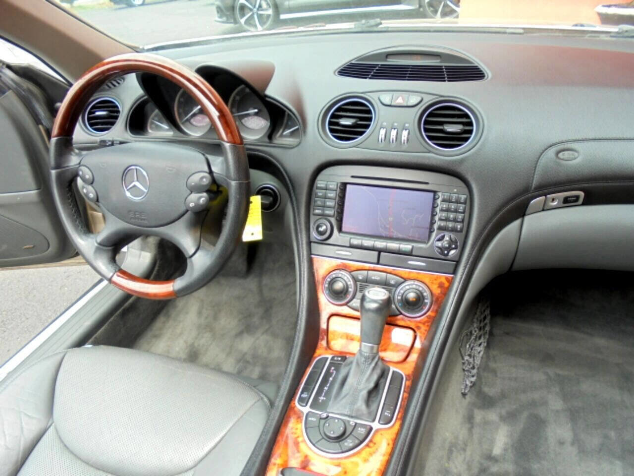Used 2005 Mercedes-Benz SL 500 image 9