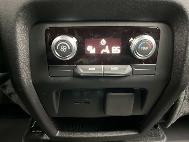 New 2026 GMC Acadia Elevation image 19