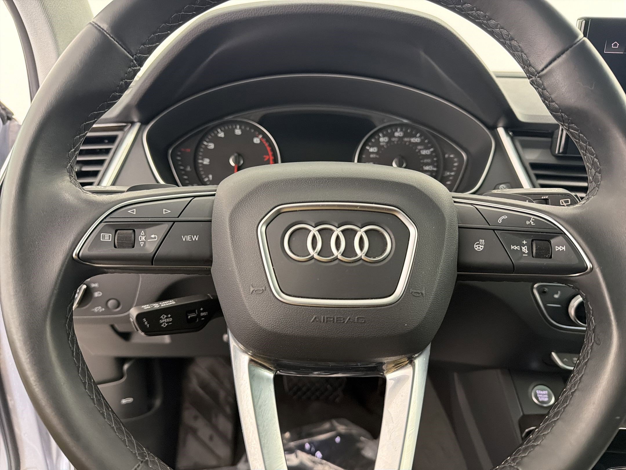 Used 2023 Audi Q5 Premium w/ Convenience Package image 15