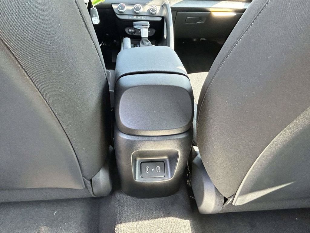 New 2026 Hyundai Elantra SE FWD image 12