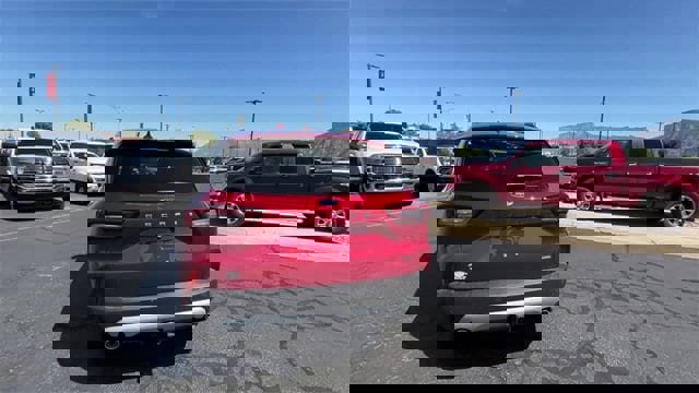 Used 2024 Ford Escape SE w/ PHEV Premium Package image 6