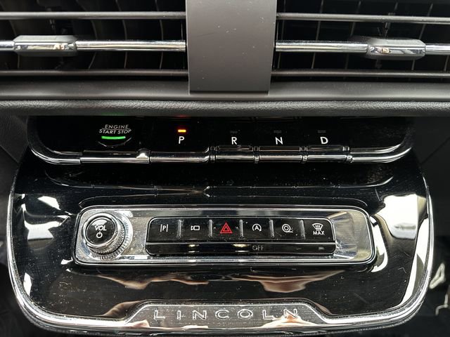 Certified 2024 Lincoln Corsair AWD image 24