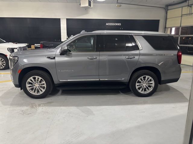 Used 2021 GMC Yukon SLT w/ SLT Premium Package image 5