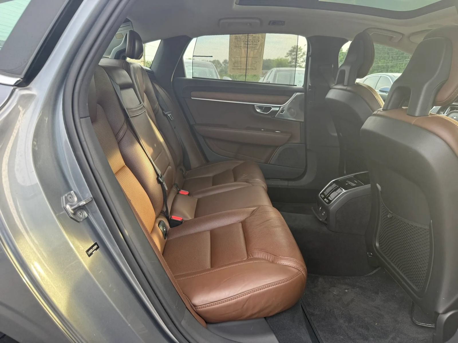 Used 2018 Volvo S90 T6 Inscription w/ Convenience Package AWD/4WD image 19