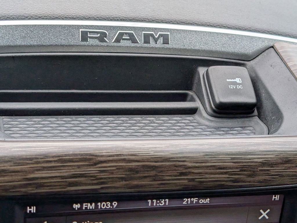 Used 2019 RAM 1500 Laramie image 37