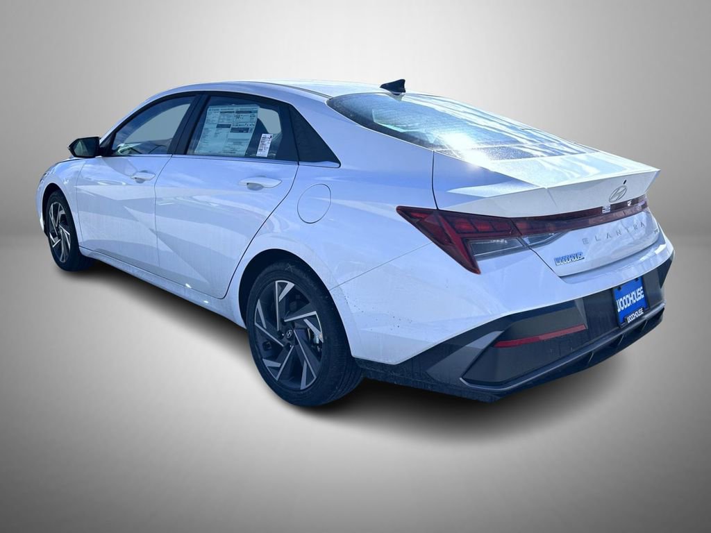 New 2026 Hyundai Elantra Limited image 7