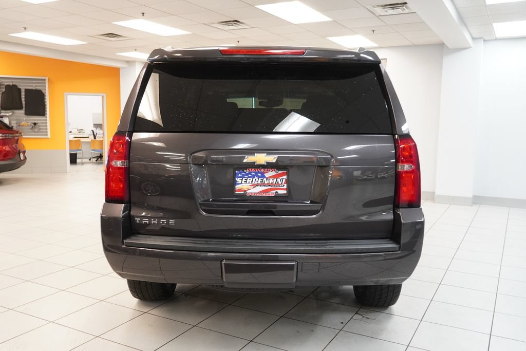 Used 2017 Chevrolet Tahoe LT w/ Luxury Package AWD/4WD image 9