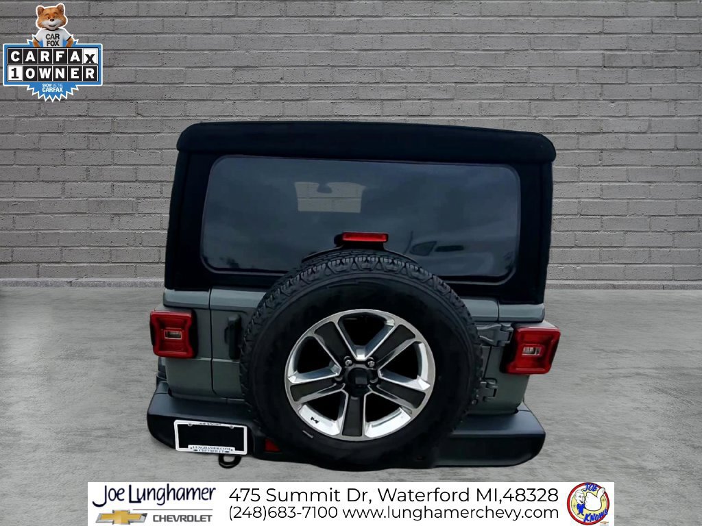 Used 2022 Jeep Wrangler Unlimited Sahara w/ LED Lighting Group AWD/4WD image 8