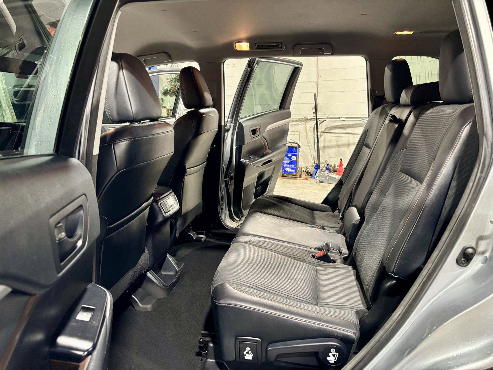 Used 2015 Toyota Highlander Plus image 15