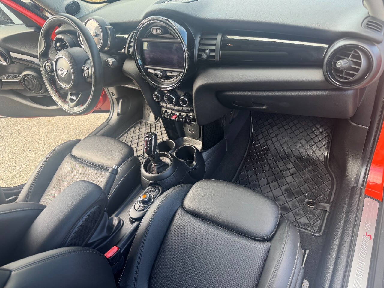 Used 2020 MINI Cooper S FWD image 24