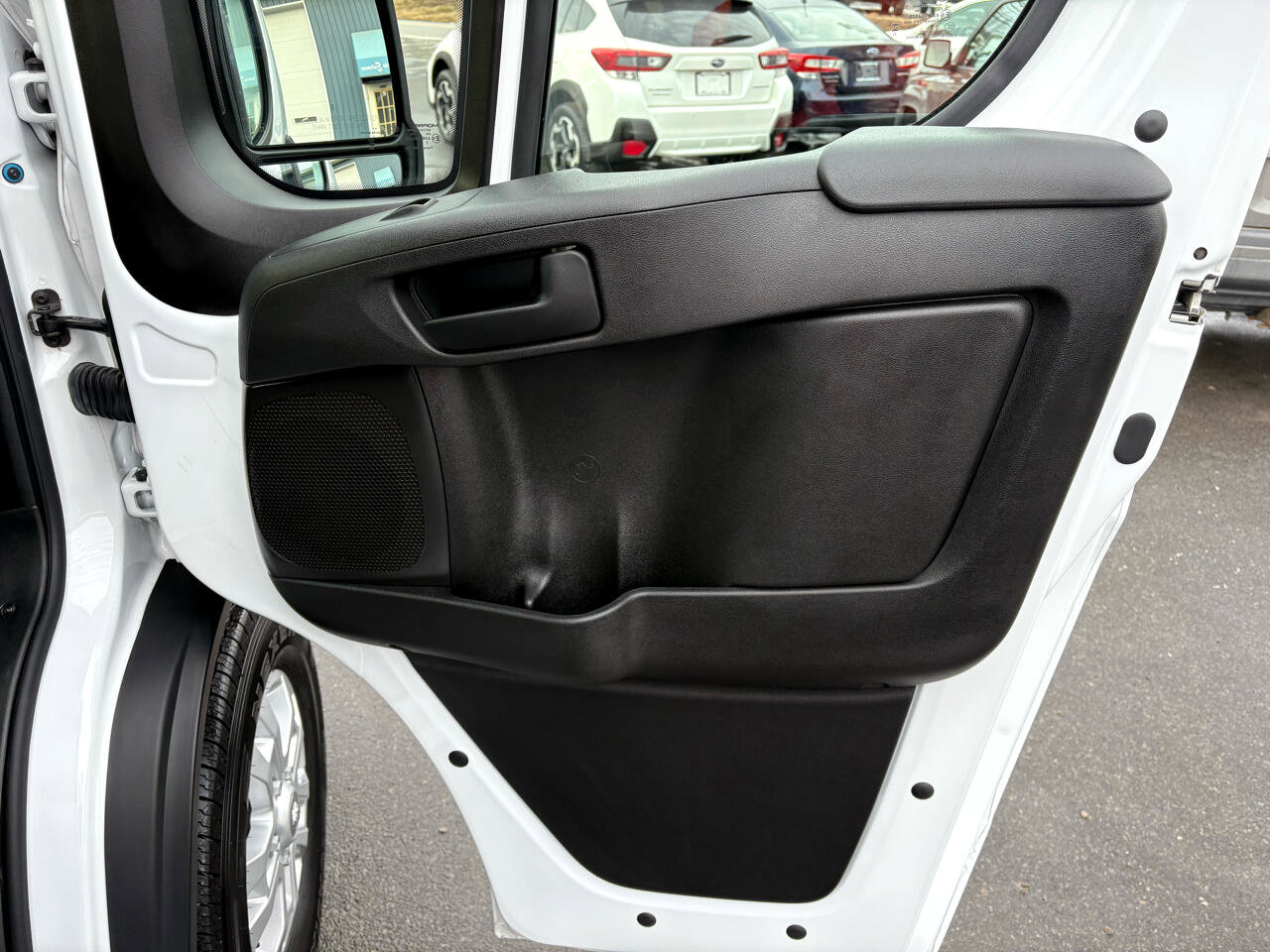 Used 2024 RAM ProMaster 2500 w/ Quick Order Package 22G SLT image 14