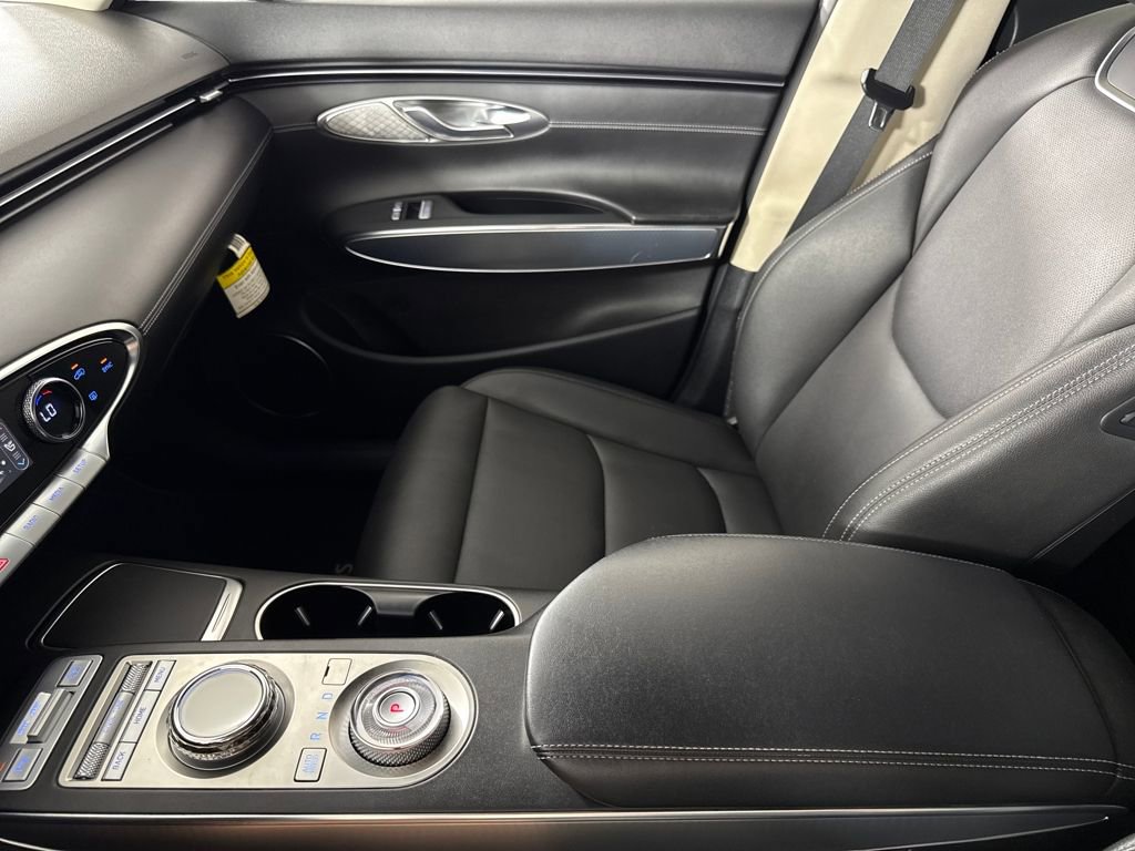 Used 2023 Genesis GV70 2.5T w/ Select Package image 20