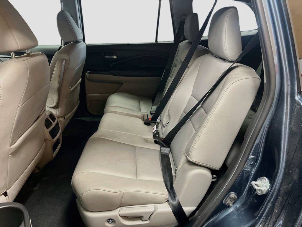 Used 2021 Honda Pilot Special Edition image 24