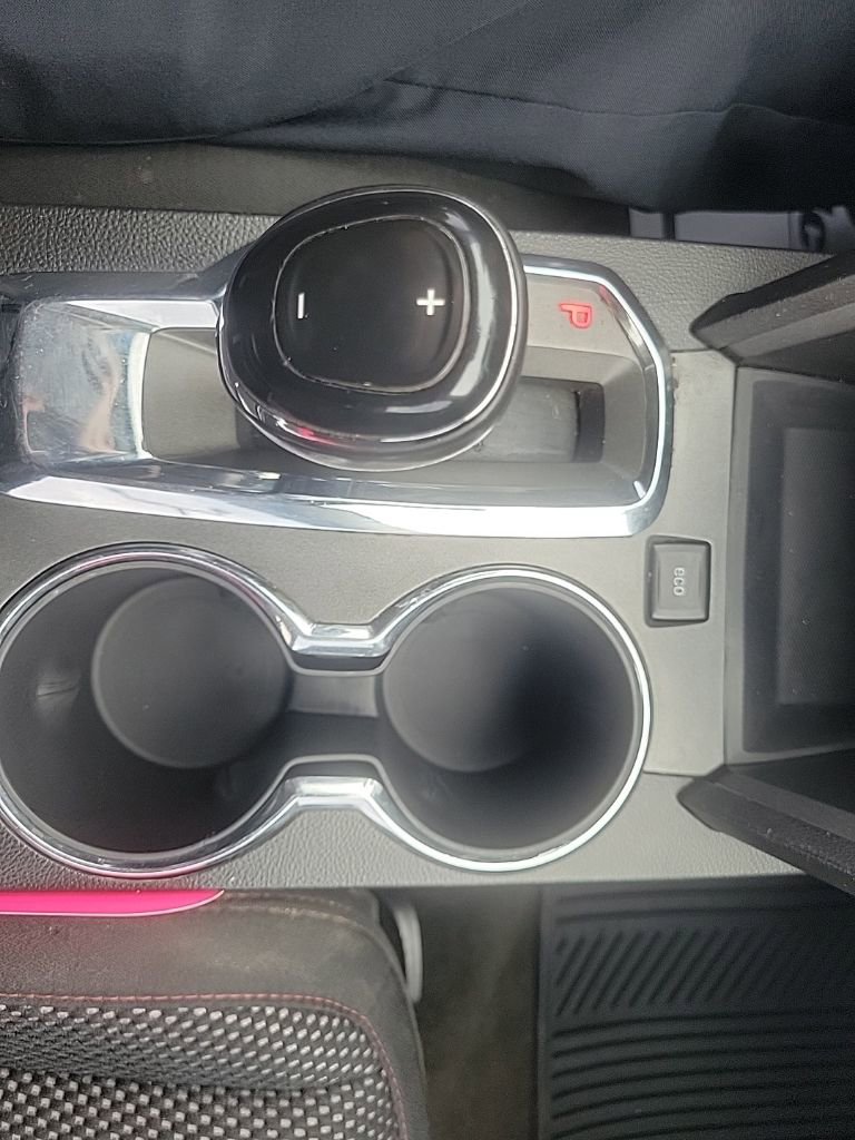 Used 2017 GMC Terrain SLE w/ Convenience Package image 17