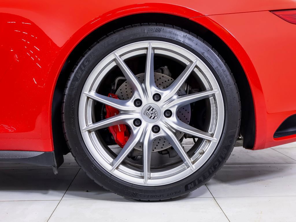 Certified 2018 Porsche 911 Targa 4S image 27