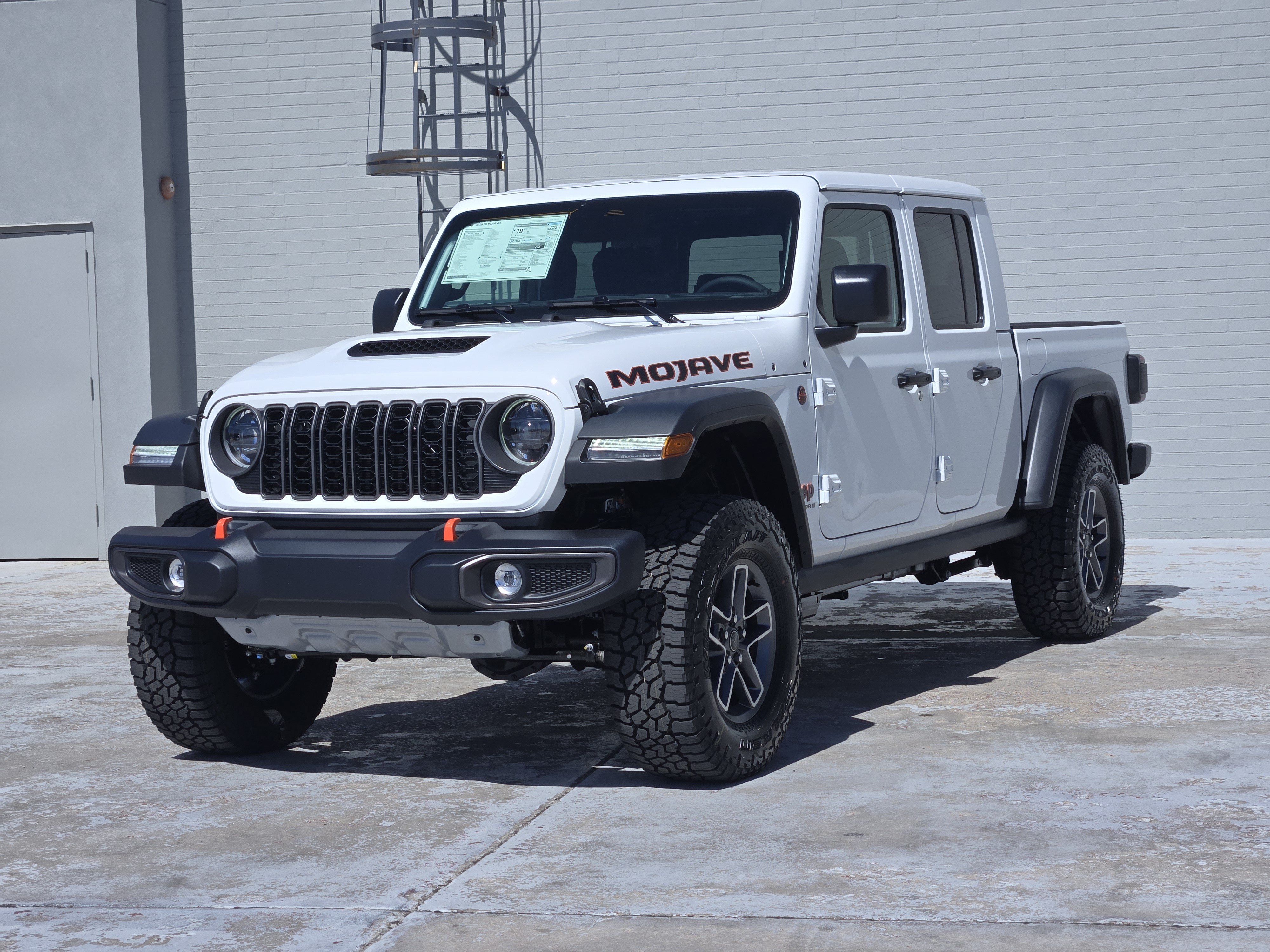 New 2026 Jeep Gladiator Mojave AWD/4WD video 2