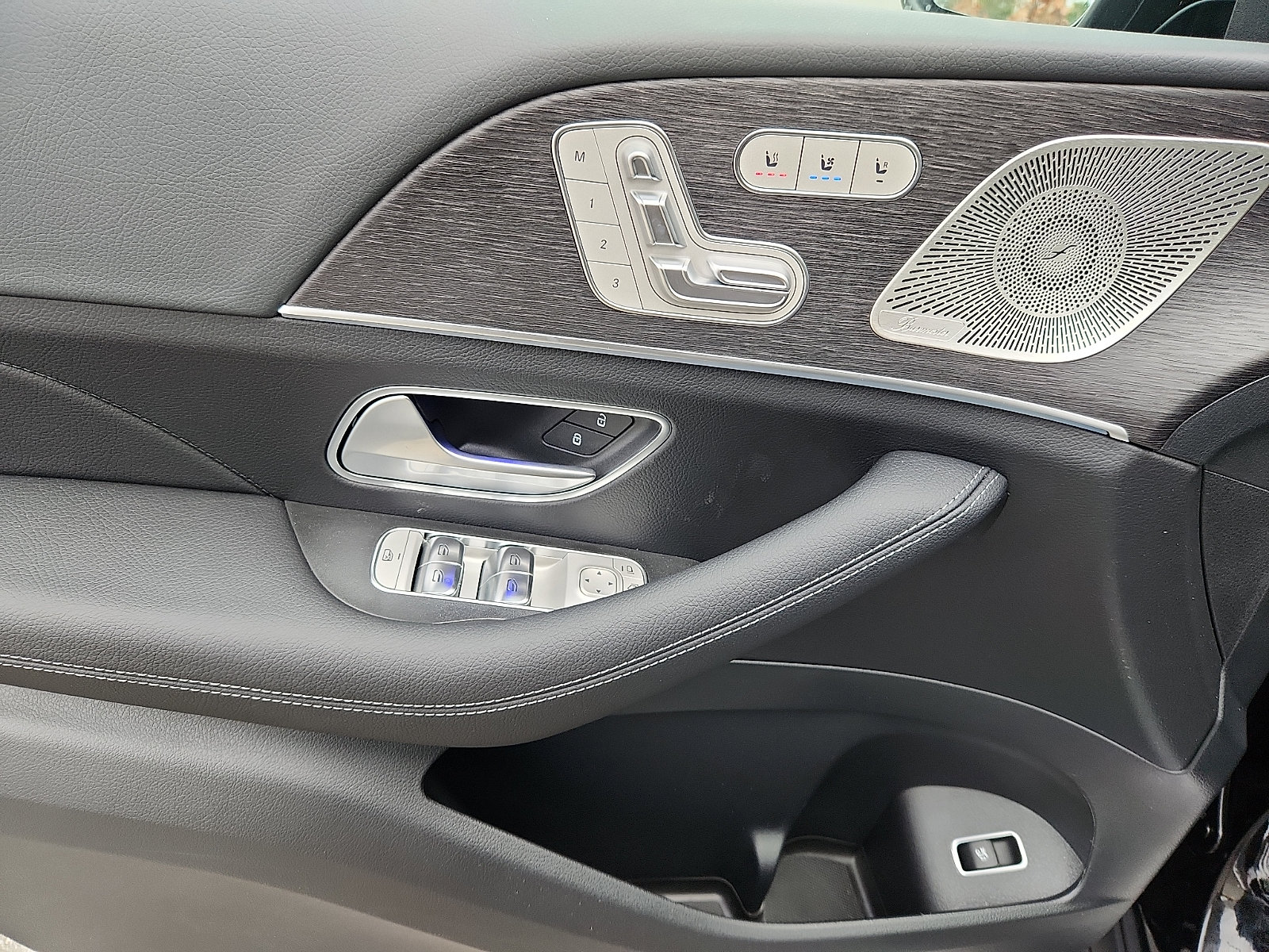 Used 2026 Mercedes-Benz GLS 450 4MATIC image 8