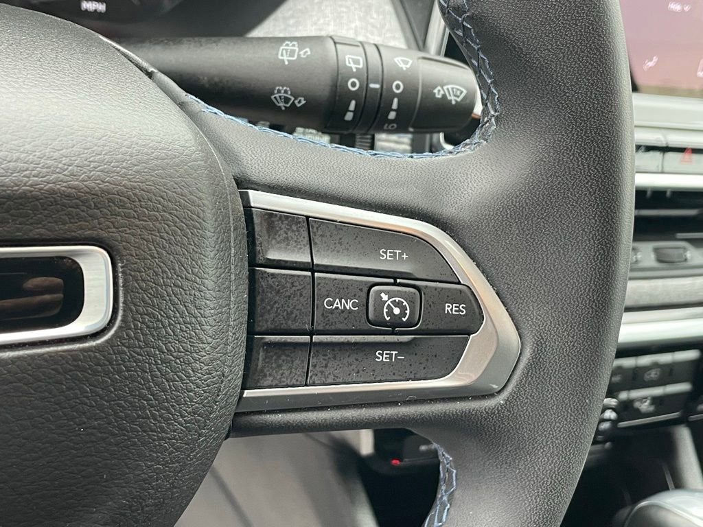 Certified 2022 Jeep Compass Latitude image 30