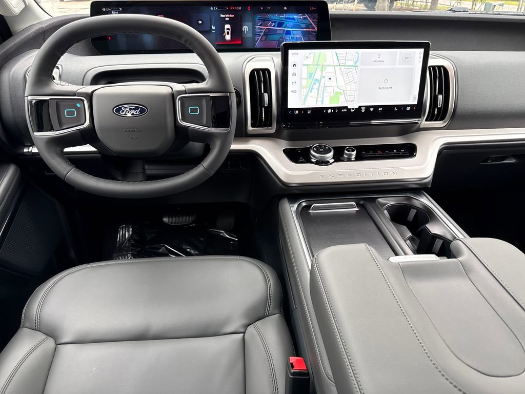 New 2026 Ford Expedition Active RWD image 5