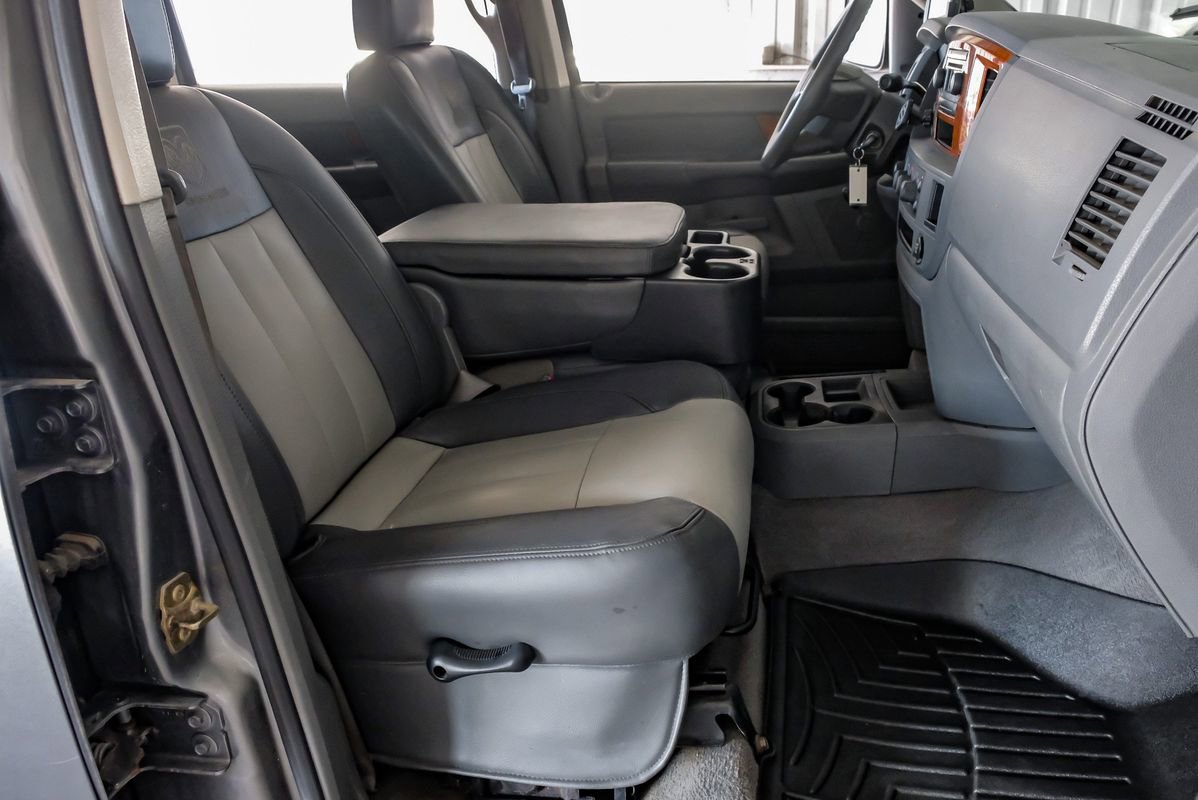 Used 2006 Dodge Ram 2500 Truck SLT image 30