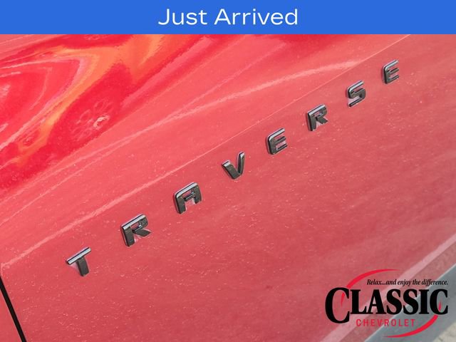Used 2023 Chevrolet Traverse LT image 12