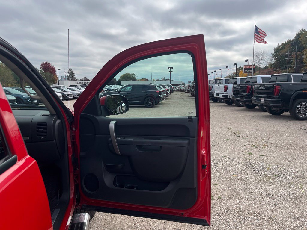 Used 2013 Chevrolet Silverado 1500 LT w/ All-Star Edition AWD/4WD image 33