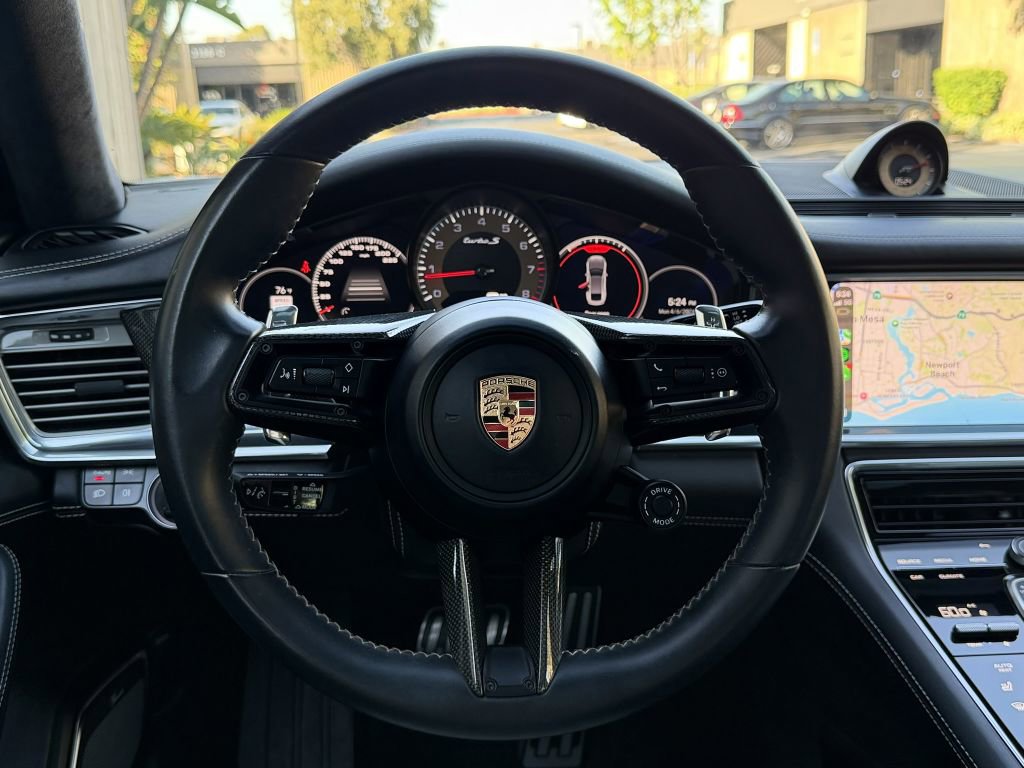 Used 2022 Porsche Panamera Turbo S image 38