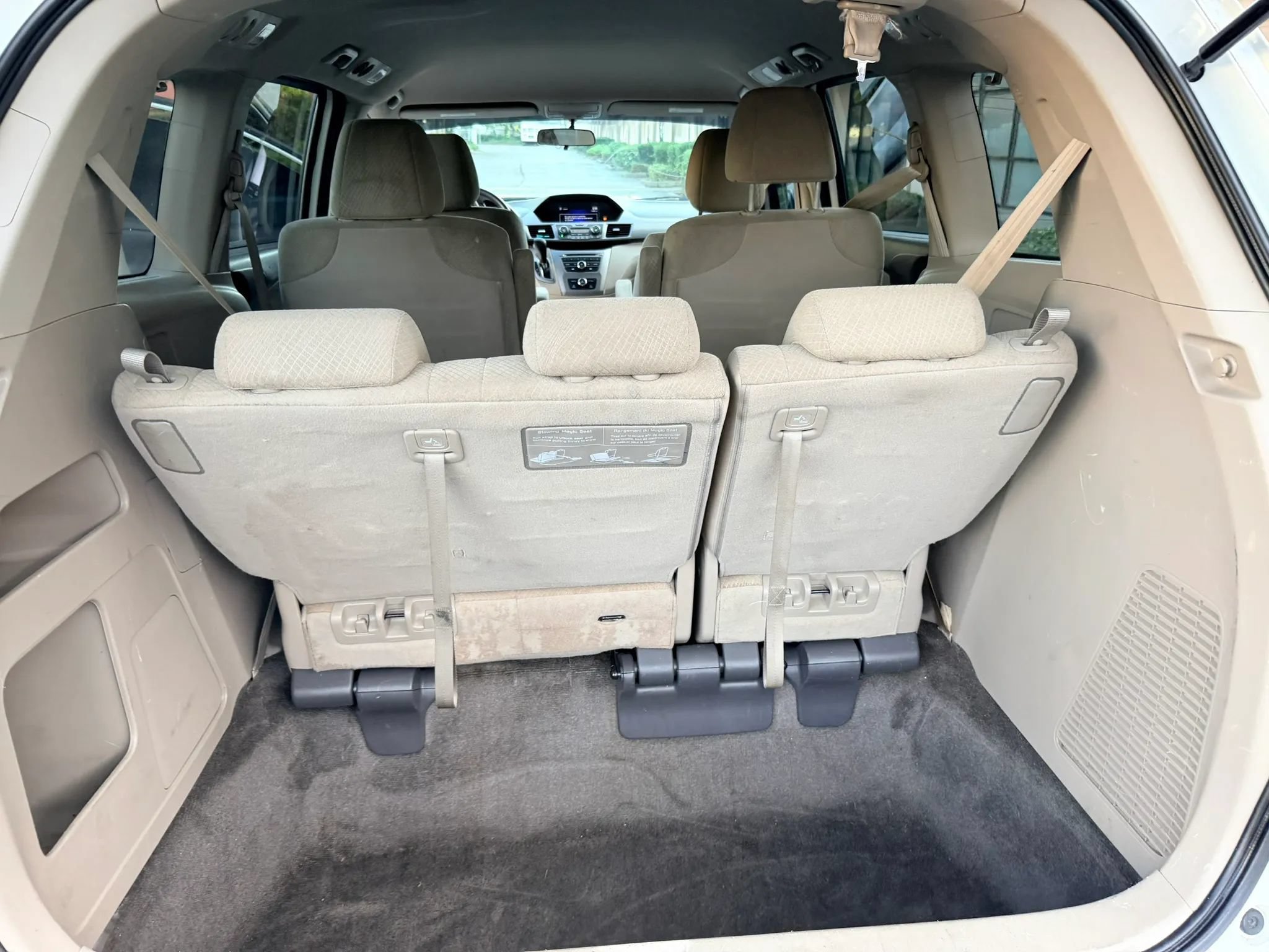 Used 2014 Honda Odyssey LX image 20