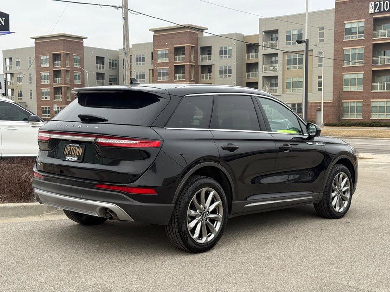 Used 2022 Lincoln Corsair AWD w/ Premium Package image 3