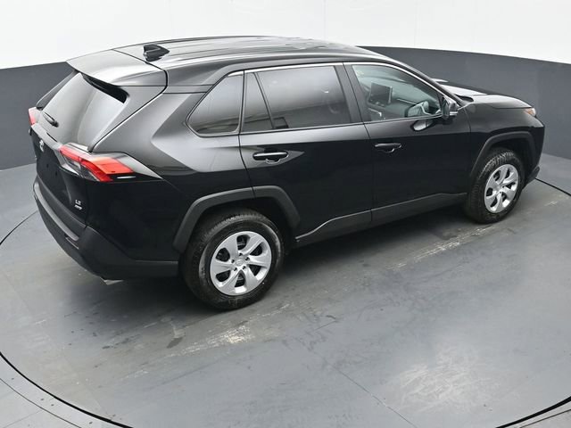 Used 2025 Toyota RAV4 LE AWD/4WD image 38