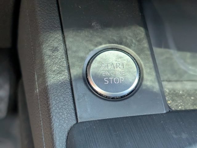 Used 2019 Audi A4 2.0T Premium FWD image 31