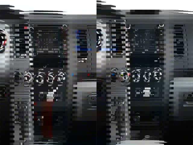 Used 2010 Toyota Sequoia Platinum image 8