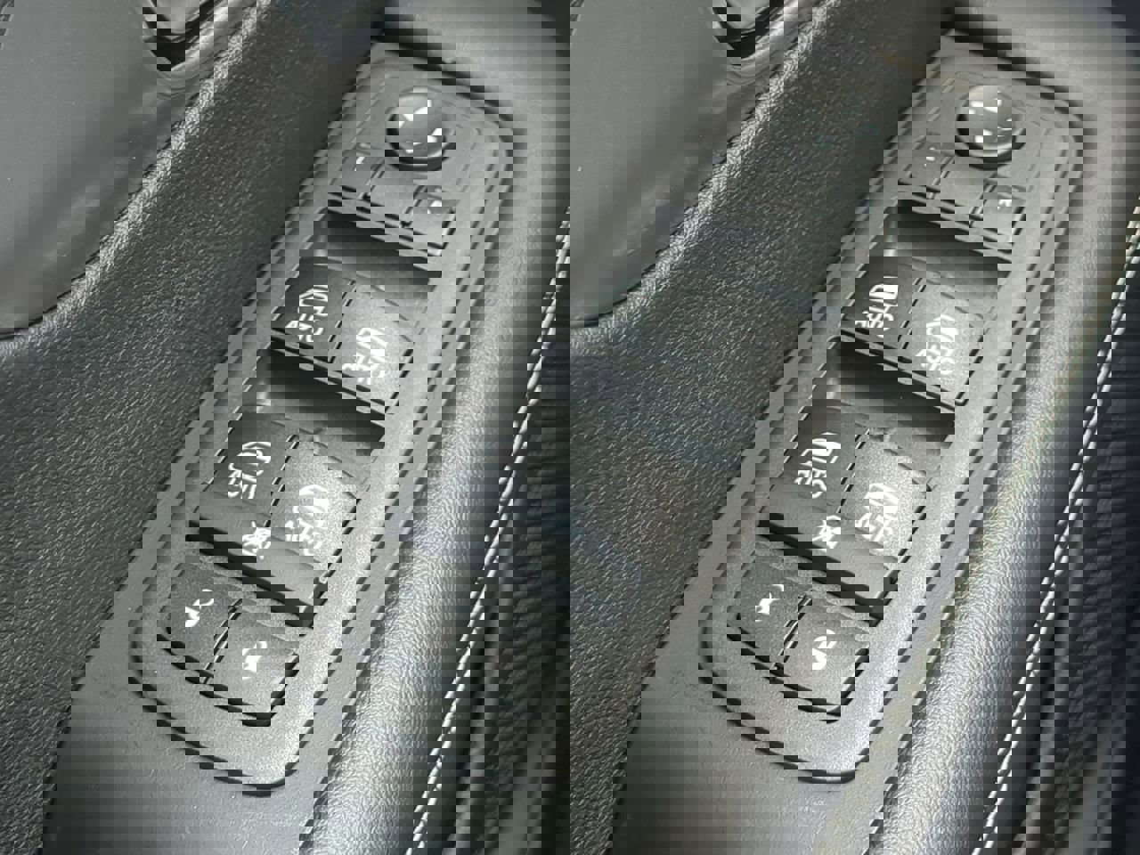 New 2026 Chrysler Pacifica Select image 20