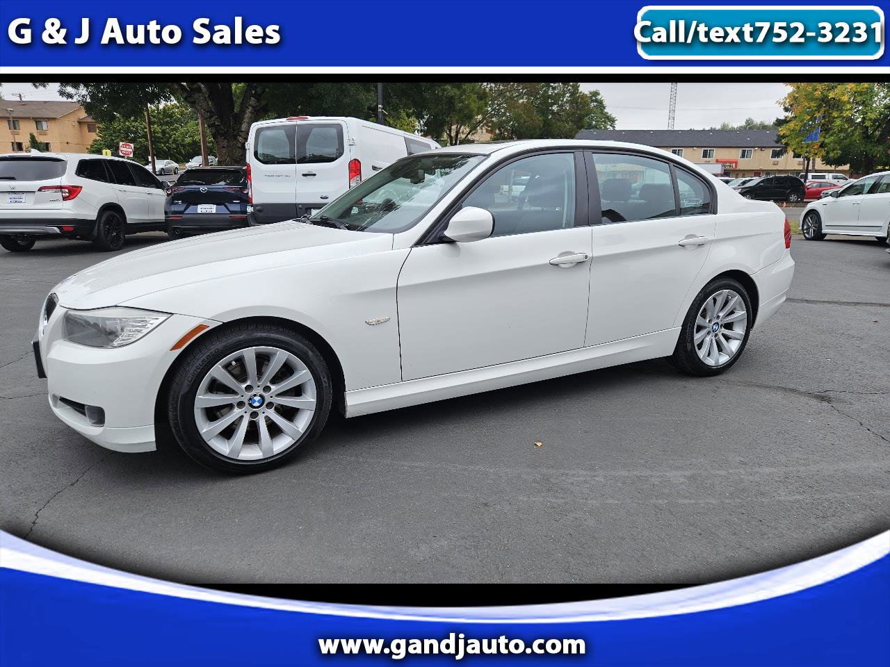 Used 2011 BMW 328i Sedan w/ Premium Pkg image 1
