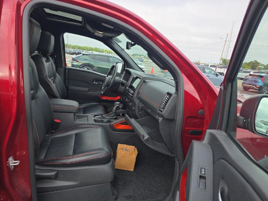 Used 2023 Nissan Frontier PRO-4X w/ Pro-4X Premium Package AWD/4WD image 8