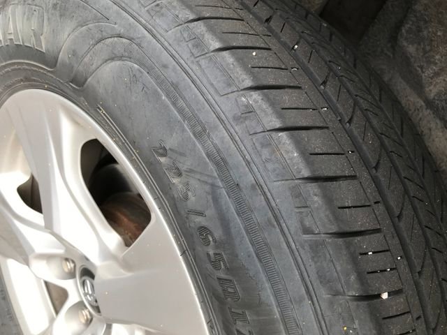 Used 2020 Toyota RAV4 XLE image 12