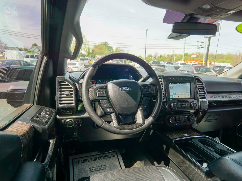Used 2017 Ford F250 Lariat w/ Lariat Ultimate Package AWD/4WD image 16