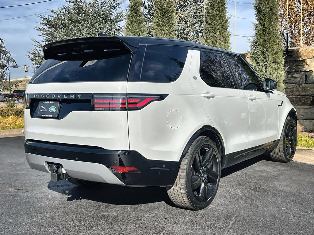 Used 2024 Land Rover Discovery Metropolitan Edition AWD/4WD image 5