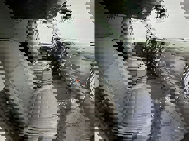 Used 2024 Chevrolet Silverado 2500 Custom w/ Custom Value Package image 27