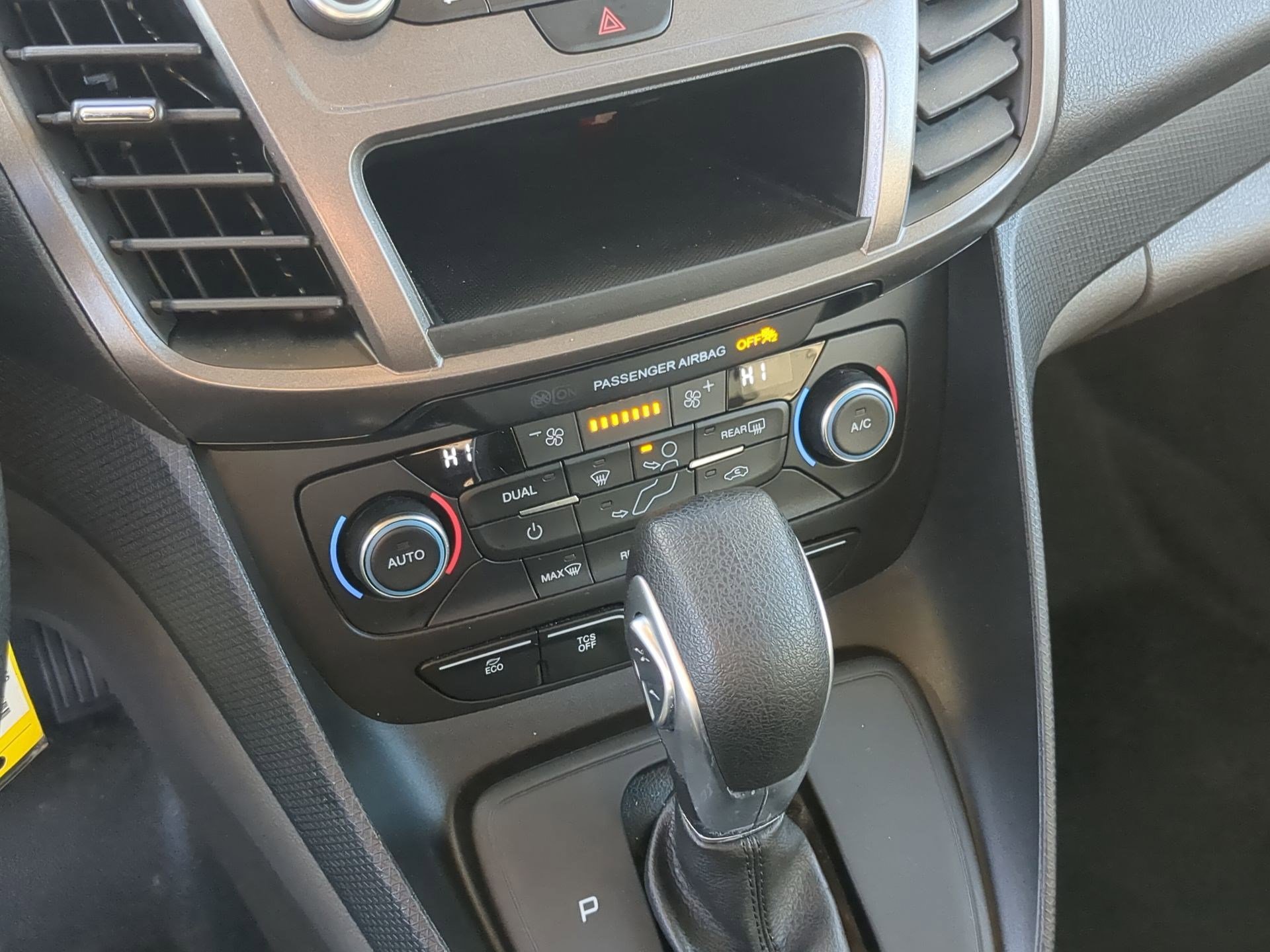 Used 2023 Ford Transit Connect XL image 18