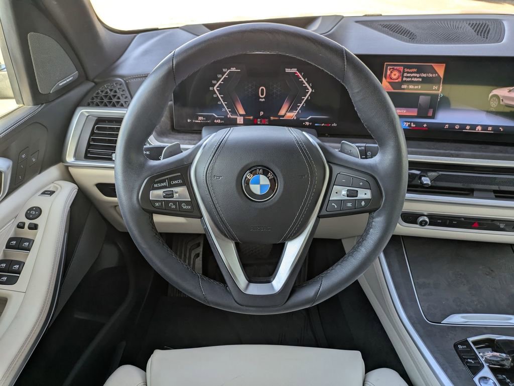 Used 2025 BMW X5 xDrive40i w/ Executive Package image 11