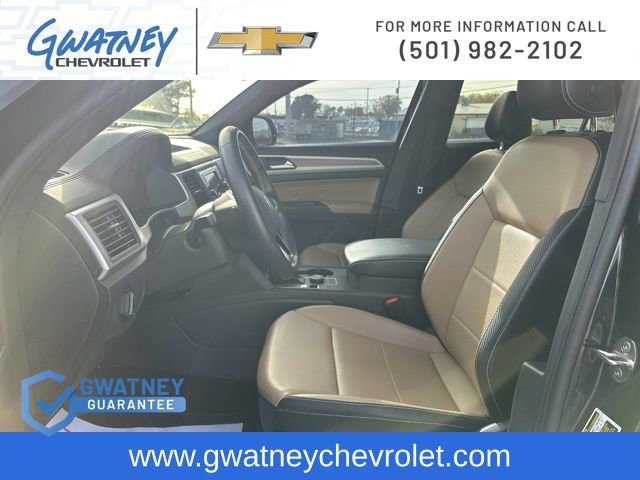 Used 2022 Volkswagen Atlas Cross Sport SE AWD/4WD image 21