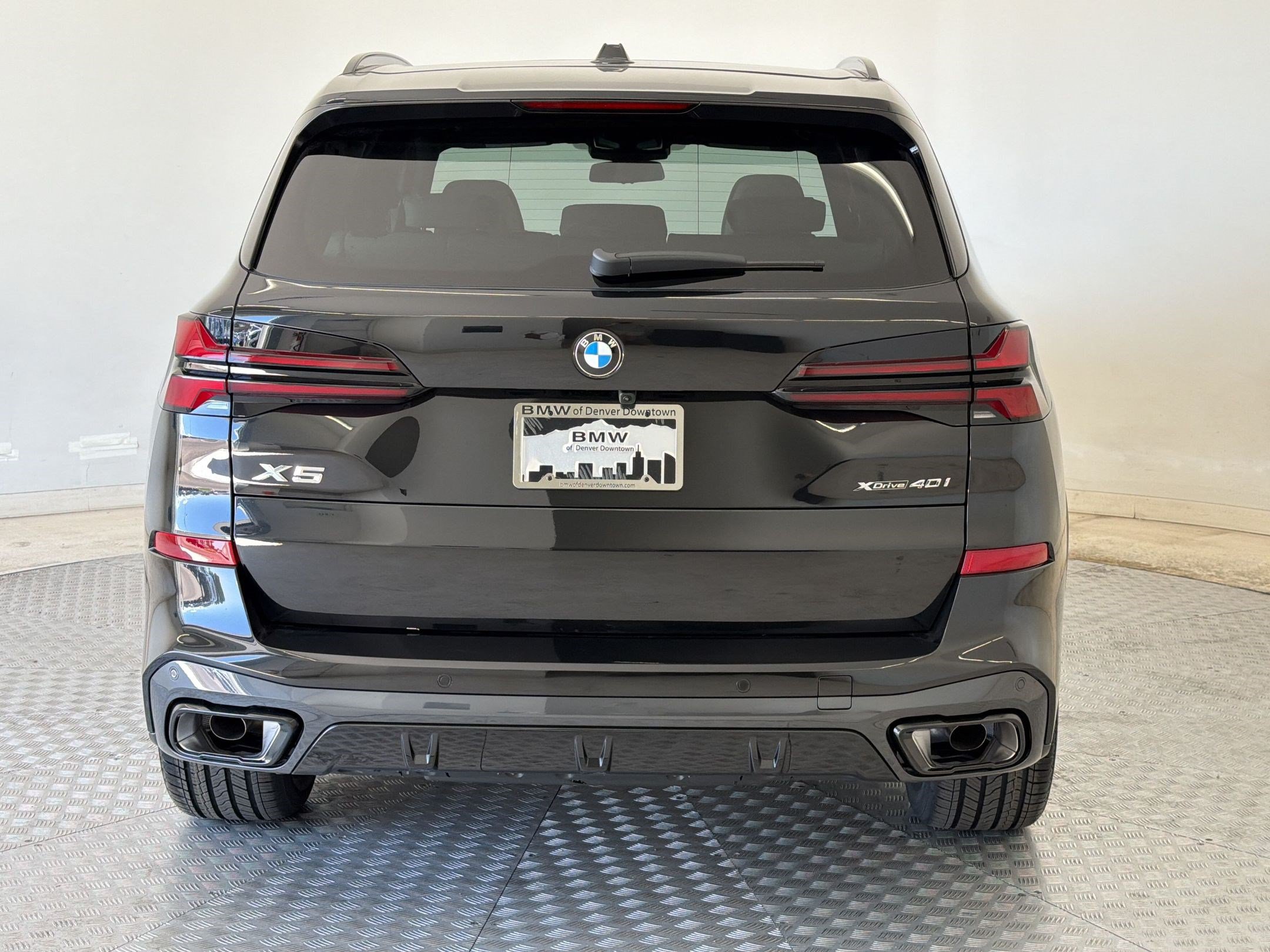 New 2026 BMW X5 xDrive40i w/ M Sport Package AWD/4WD image 10