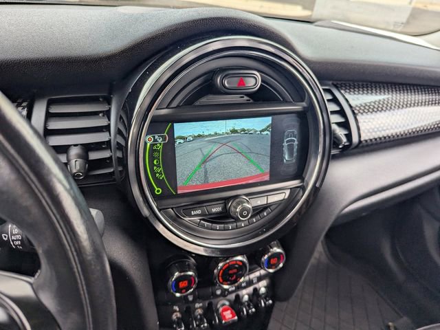 Used 2018 MINI Cooper S image 25