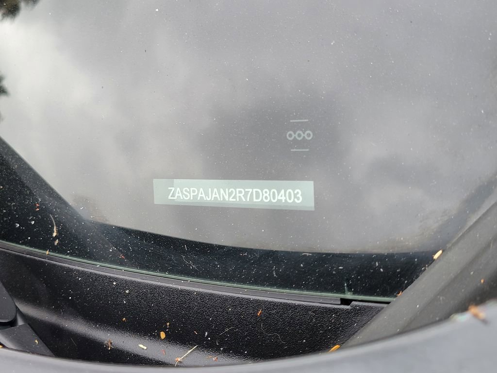 Used 2024 Alfa Romeo Stelvio Sprint image 31