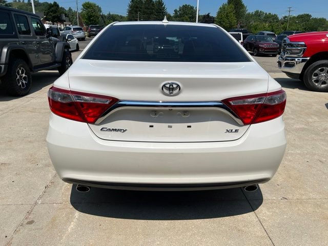 Used 2015 Toyota Camry XLE w/ Advanced Technology Package FWD image 5