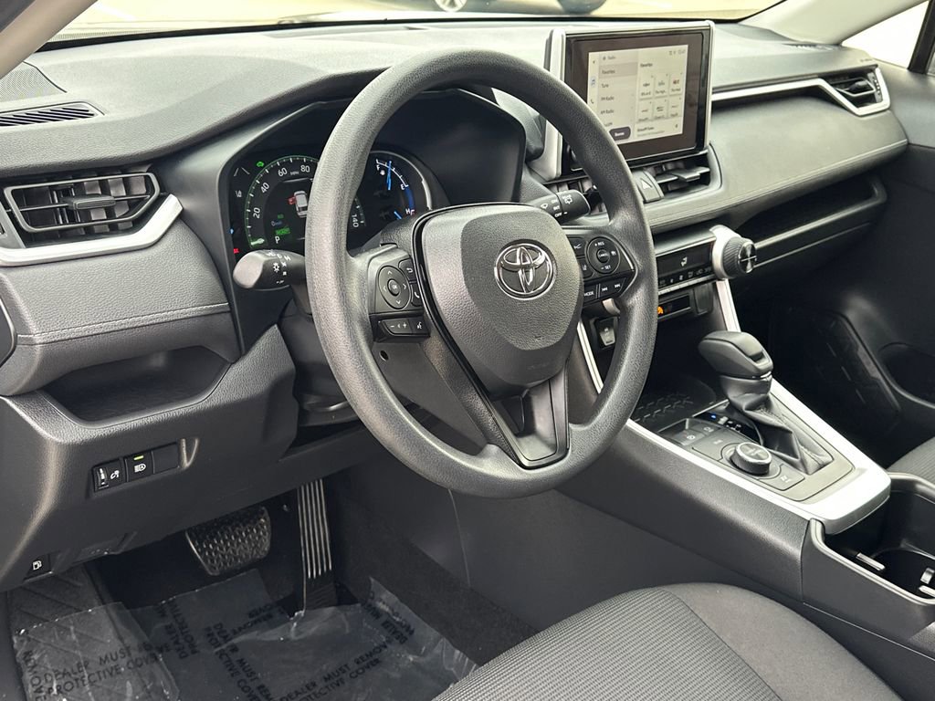Certified 2025 Toyota RAV4 LE image 17