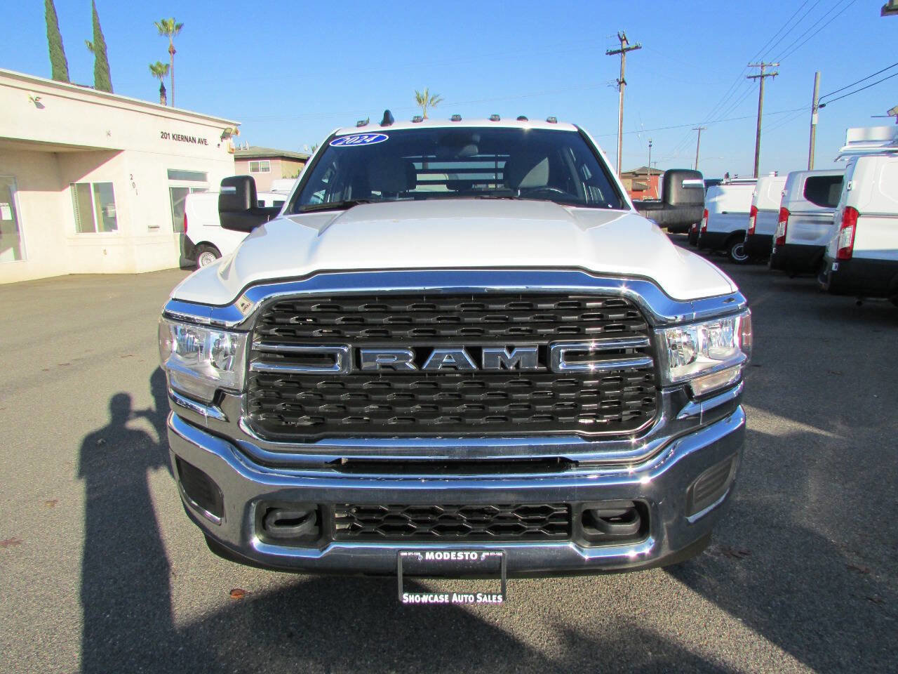 Used 2024 RAM 3500 SLT w/ Quick Order Package 2YG SLT image 3
